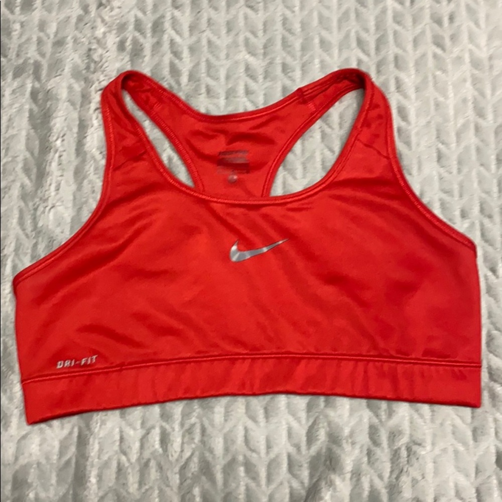 nike sports bra